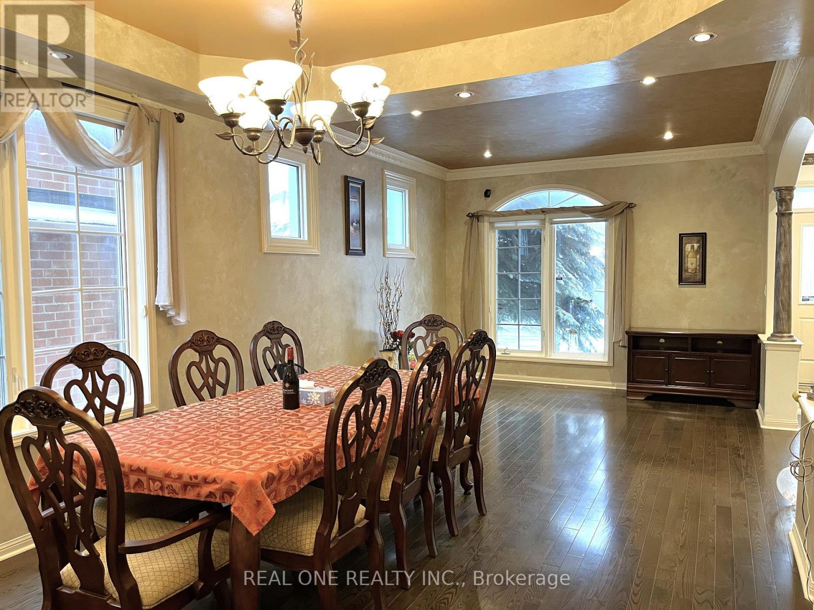 49 Drawbridge Drive, Markham, ON - Indoor Photo Showing Dining Room