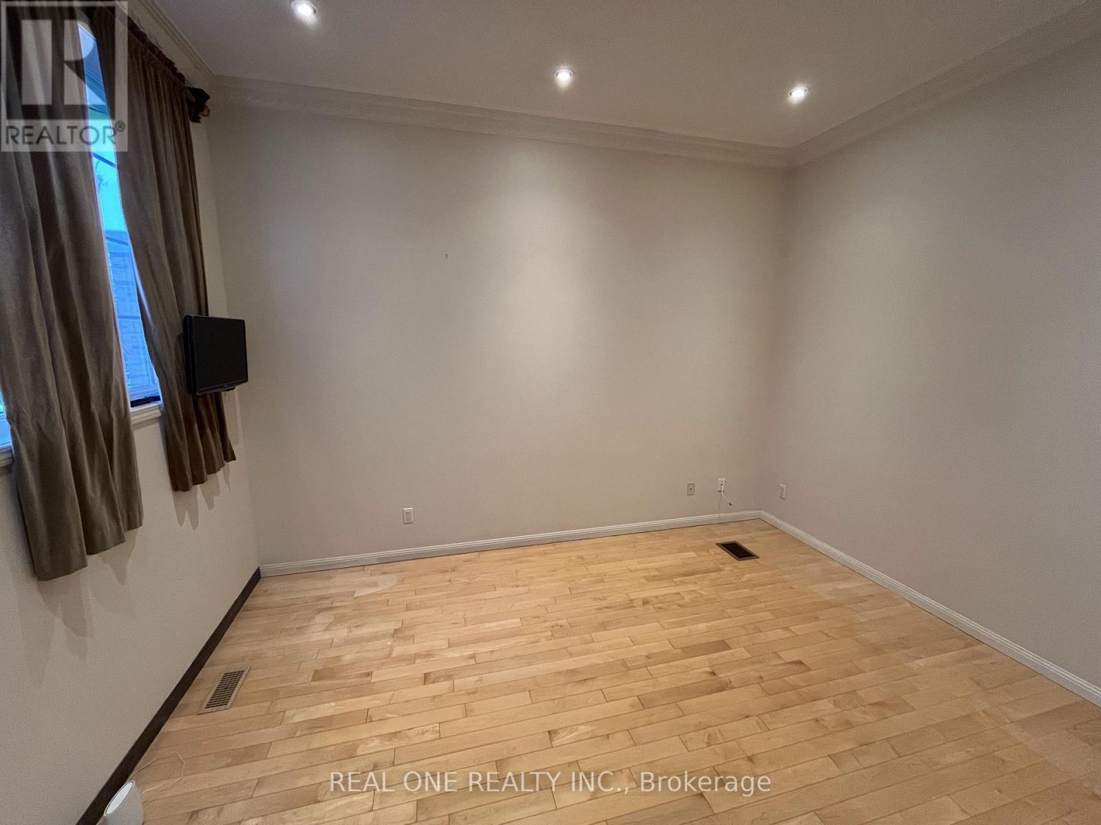 49 Drawbridge Drive, Markham, ON - Indoor Photo Showing Other Room