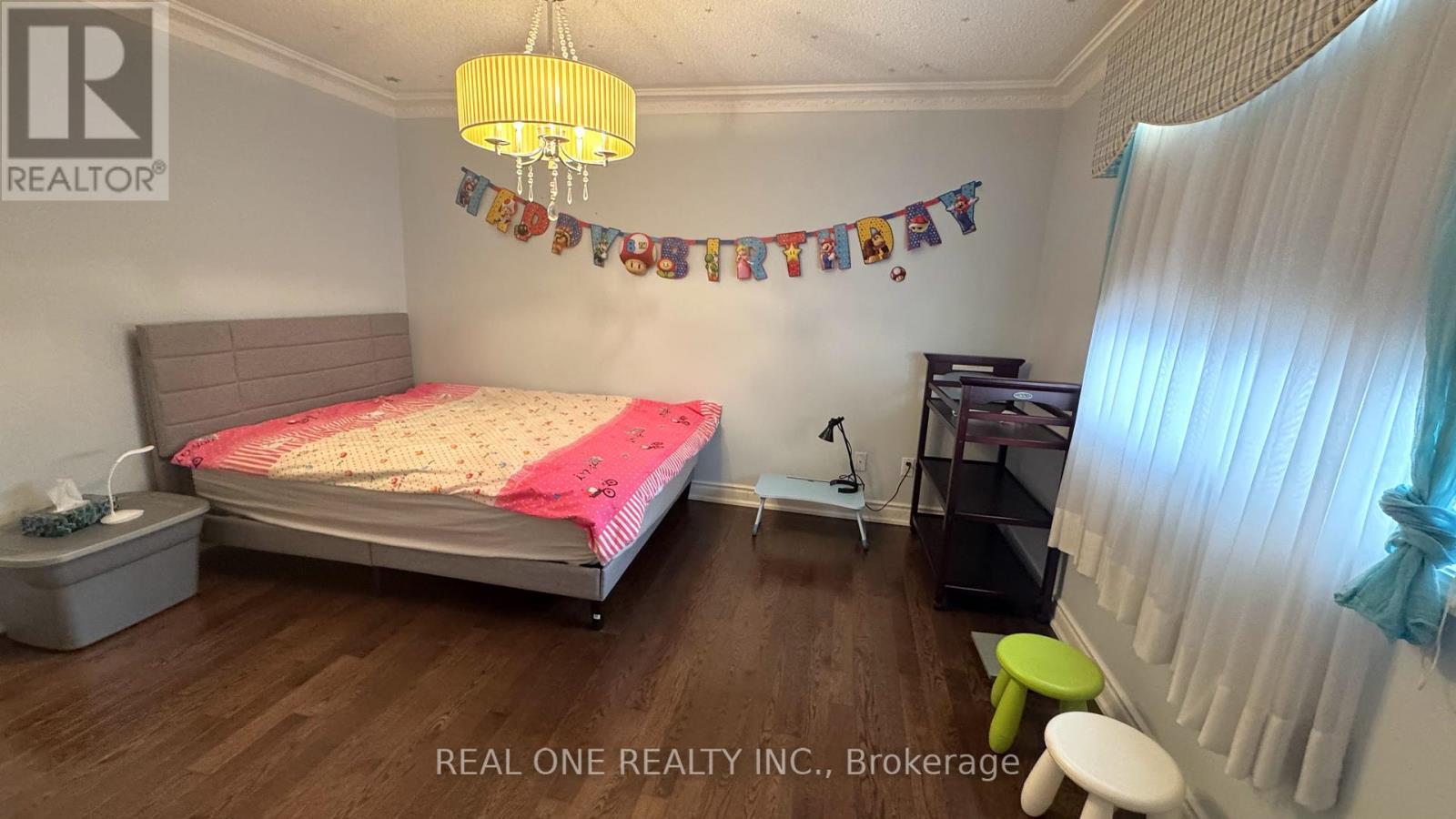 49 Drawbridge Drive, Markham, ON - Indoor Photo Showing Bedroom