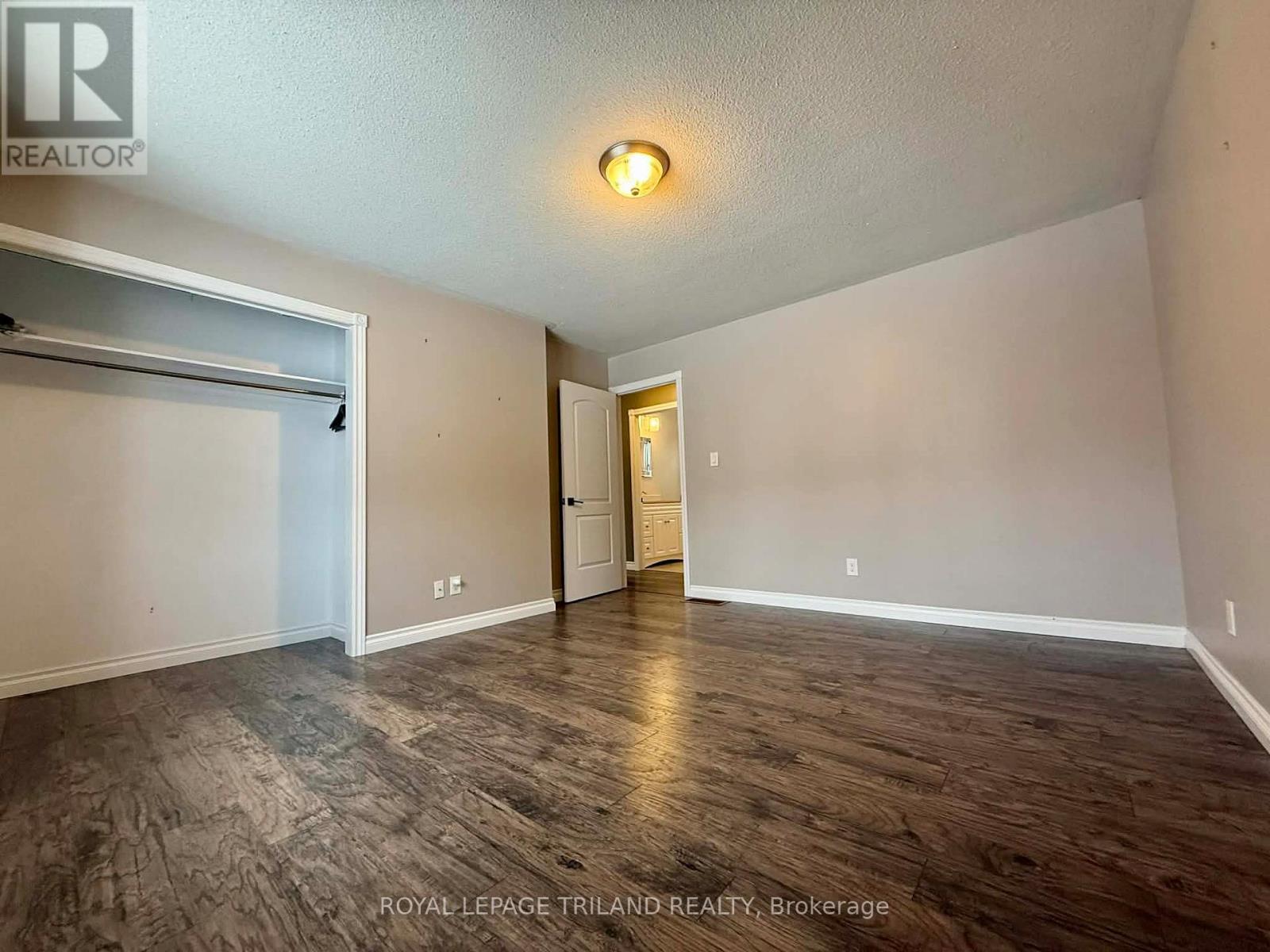 102 Ontario Street, Lambton Shores (Thedford), ON - Indoor Photo Showing Other Room