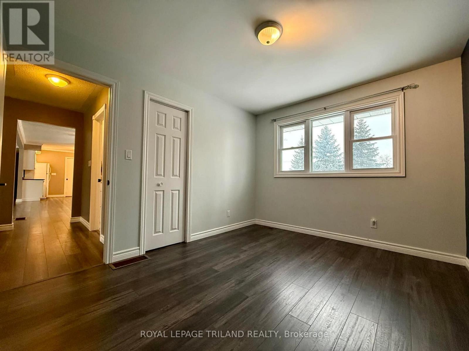 102 Ontario Street, Lambton Shores (Thedford), ON - Indoor Photo Showing Other Room