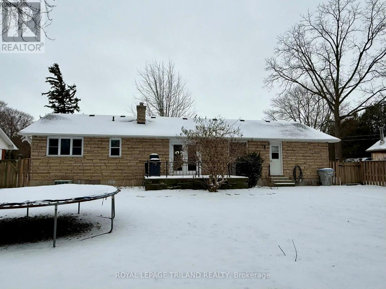 102 Ontario Street, Lambton Shores (Thedford), ON - Outdoor