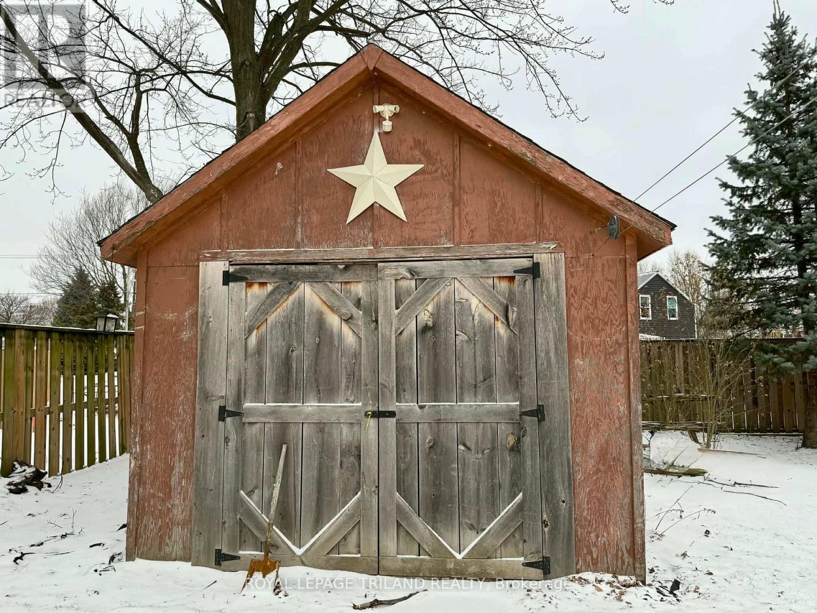 102 Ontario Street, Lambton Shores (Thedford), ON - Outdoor