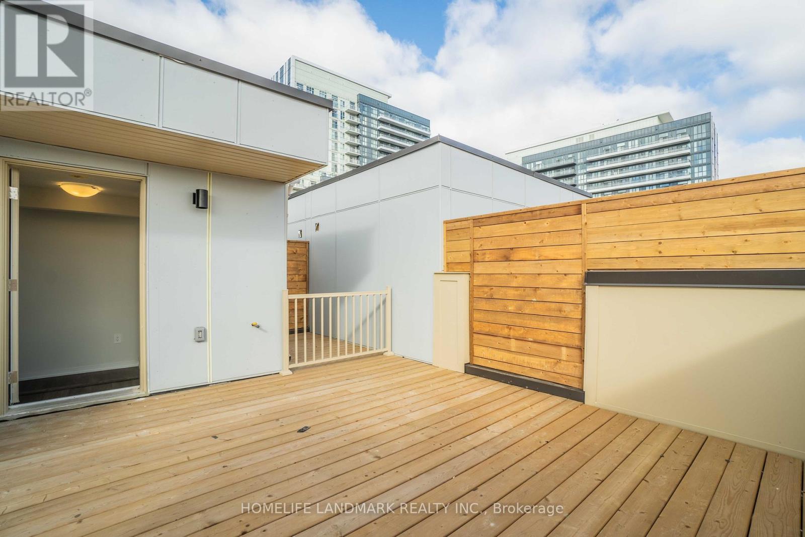 109 - 10 Almond Blossom Mews, Vaughan, ON - Outdoor With Exterior