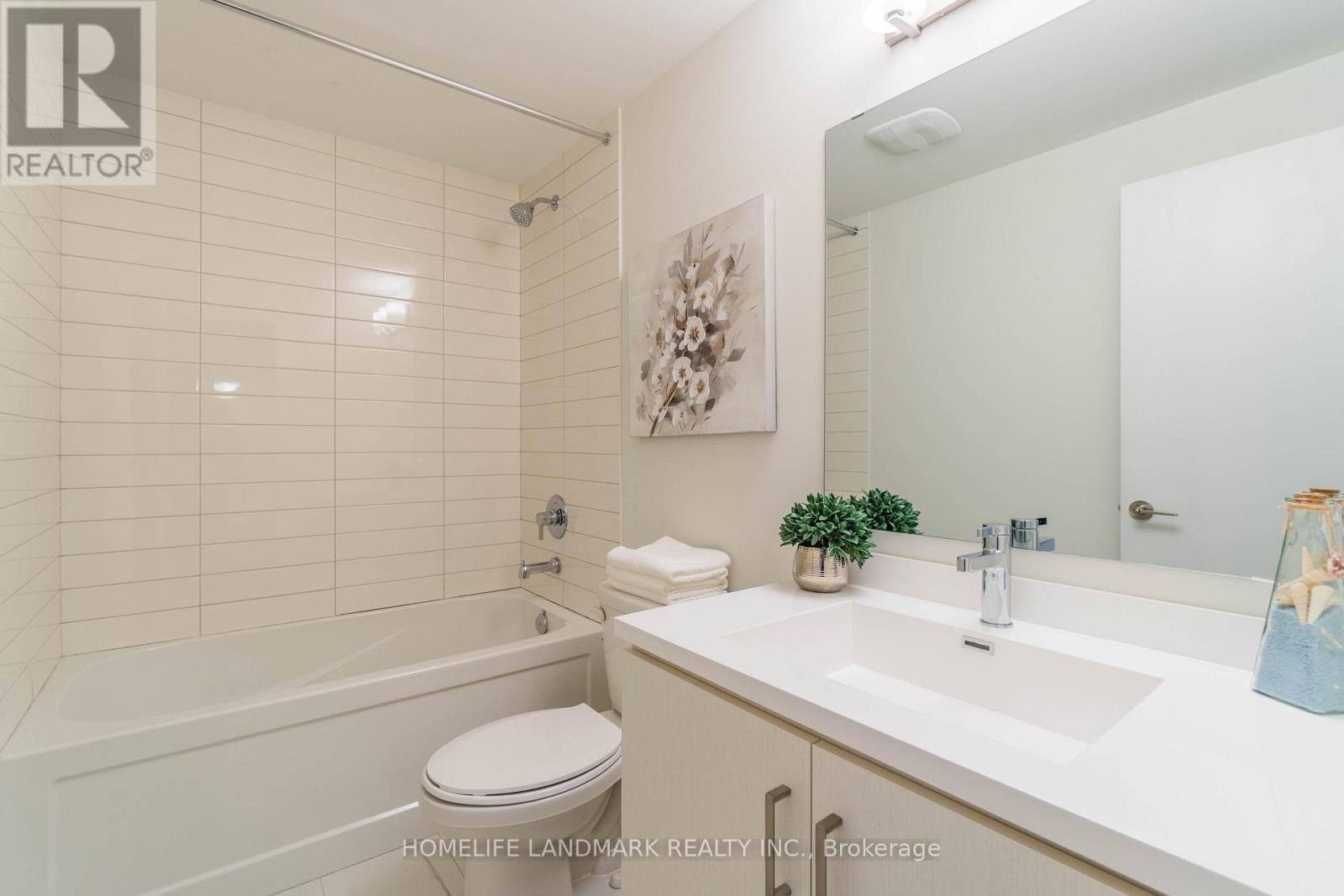 109 - 10 Almond Blossom Mews, Vaughan, ON - Indoor Photo Showing Bathroom