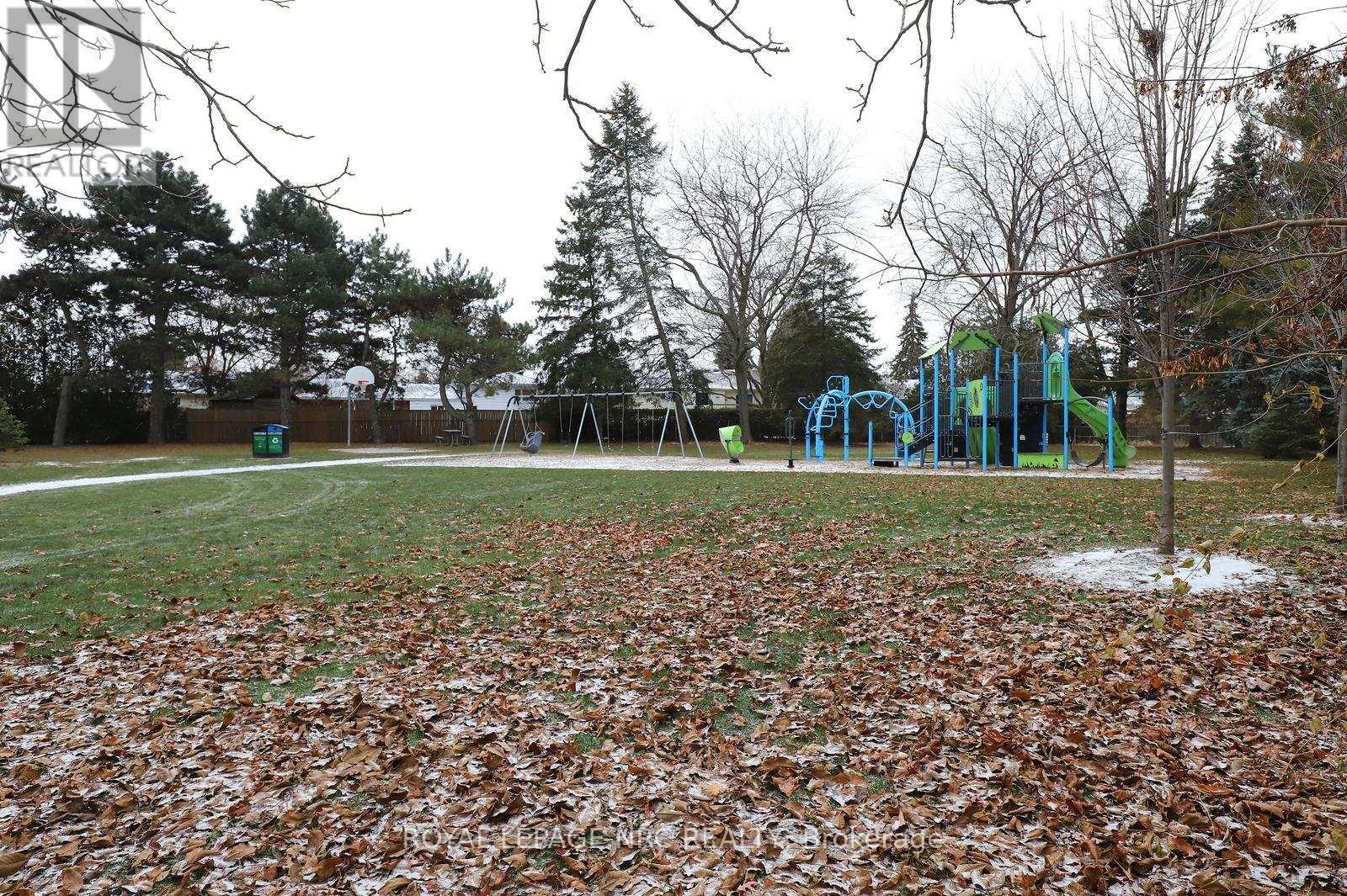 4 Cindy Court, Grimsby, ON - Outdoor