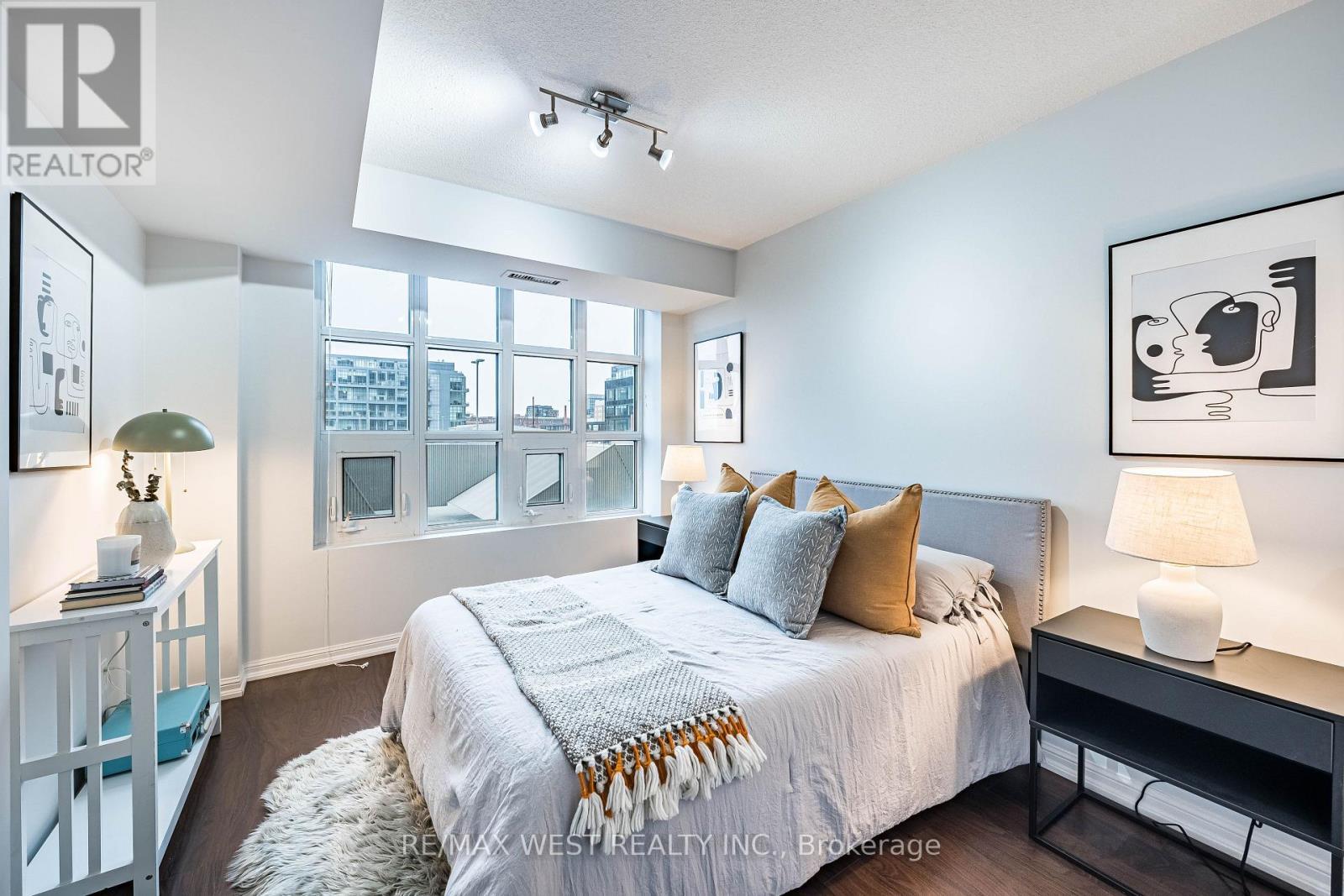 501 - 85 East Liberty Street, Toronto, ON - Indoor Photo Showing Bedroom