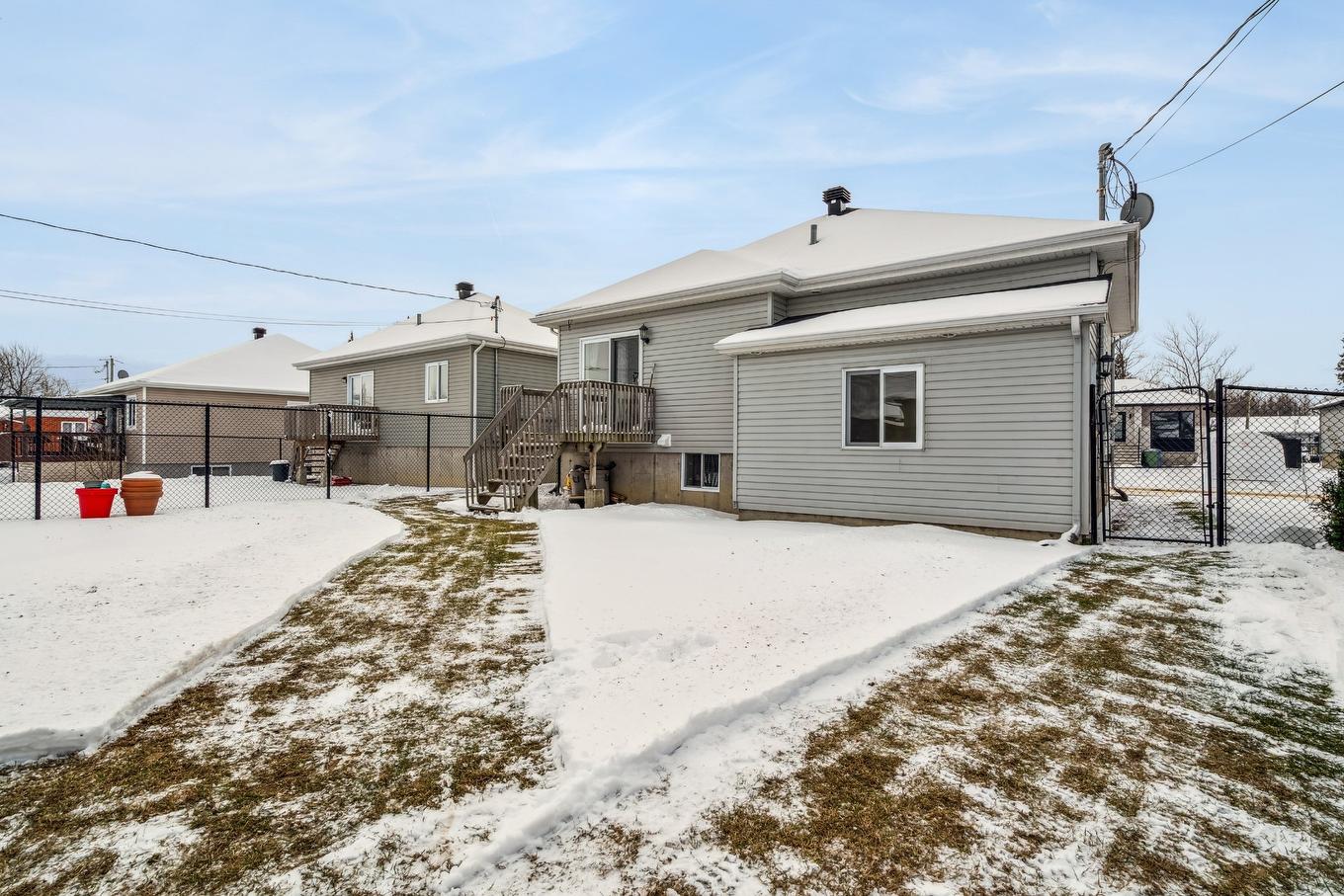 Back facade - 16 - 16A Rue Lavigne, Brownsburg-Chatham, QC - Outdoor