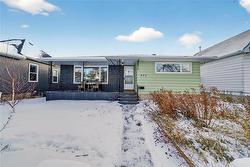 490 BRANDON AVE Winnipeg, MB R3L 0T8