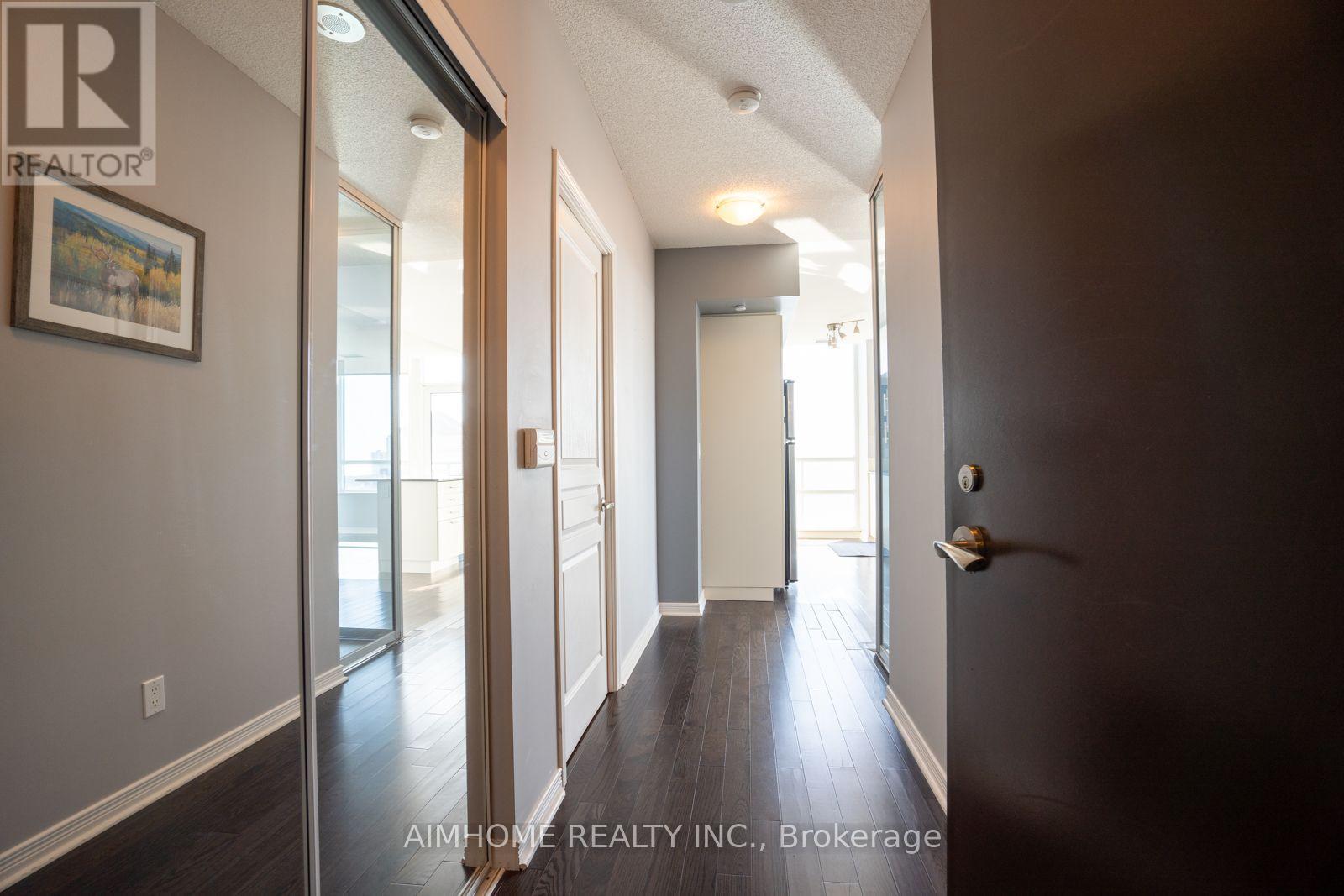 3202 - 2240 Lake Shore Boulevard, Toronto, ON - Indoor Photo Showing Other Room