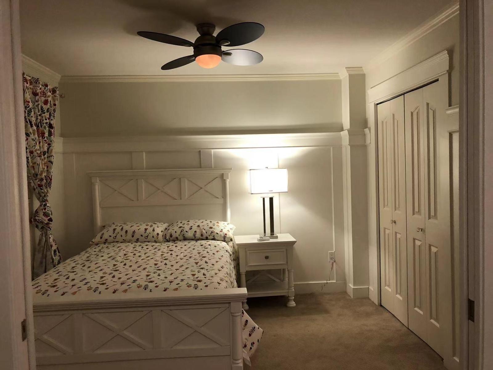 873X 215B Street, Langley, BC - Indoor Photo Showing Bedroom