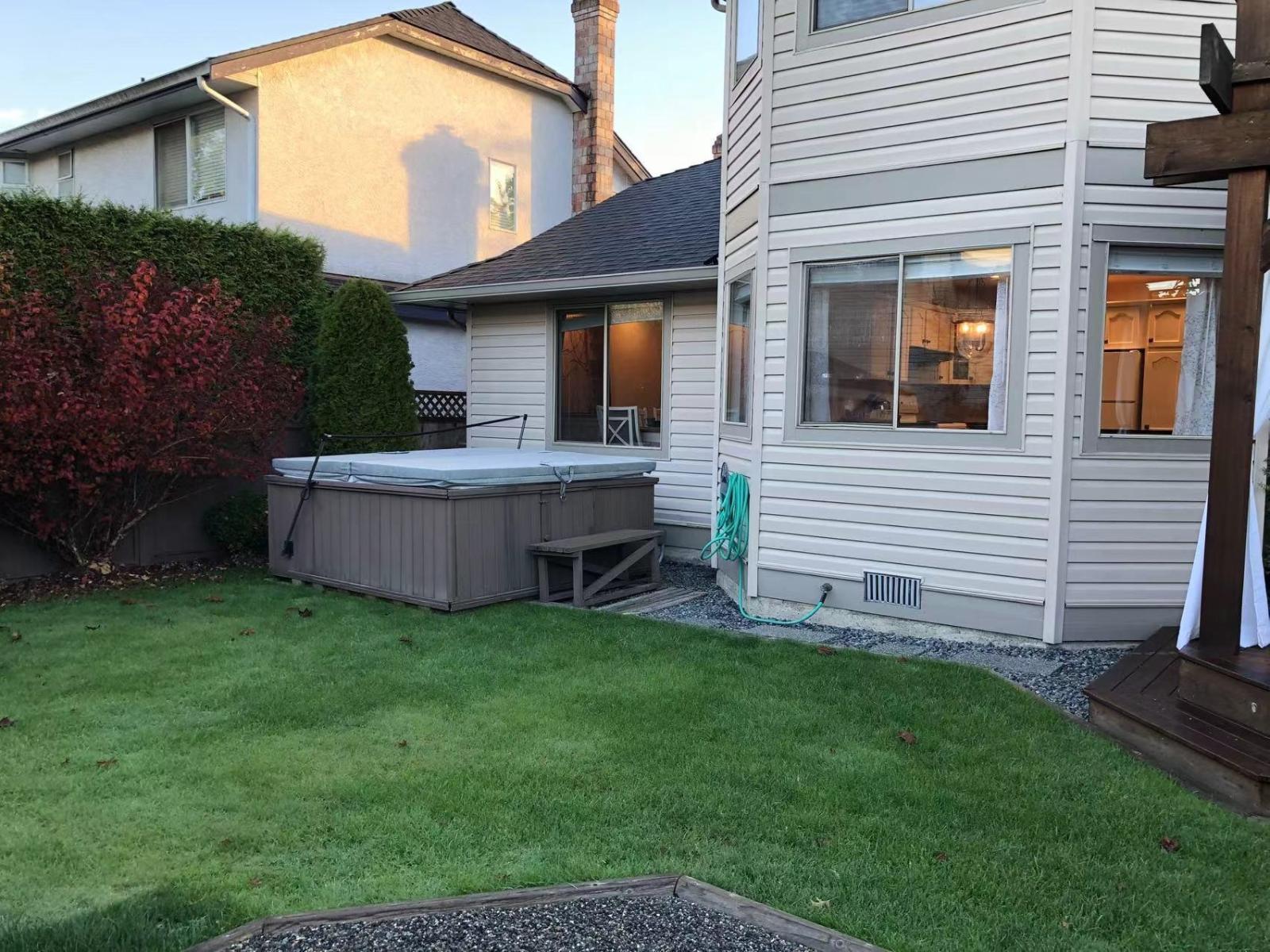 873X 215B Street, Langley, BC - Outdoor