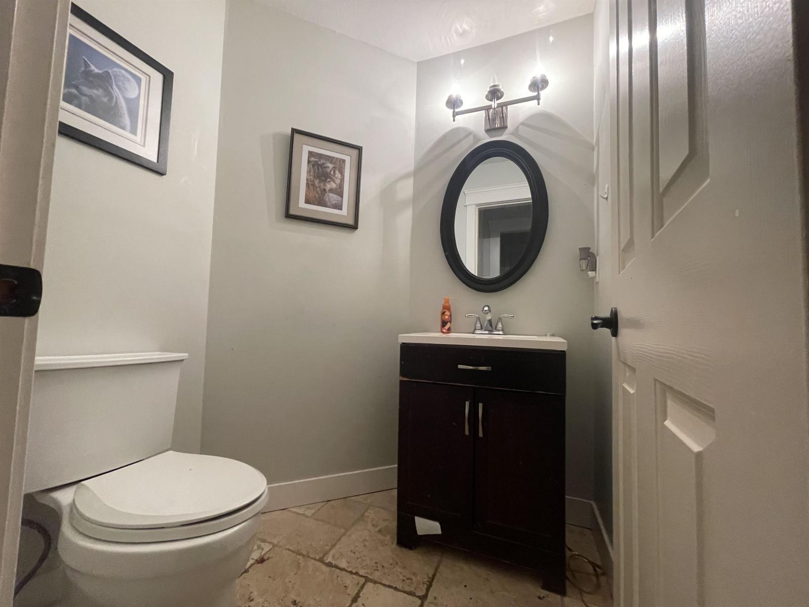873X 215B Street, Langley, BC - Indoor Photo Showing Bathroom