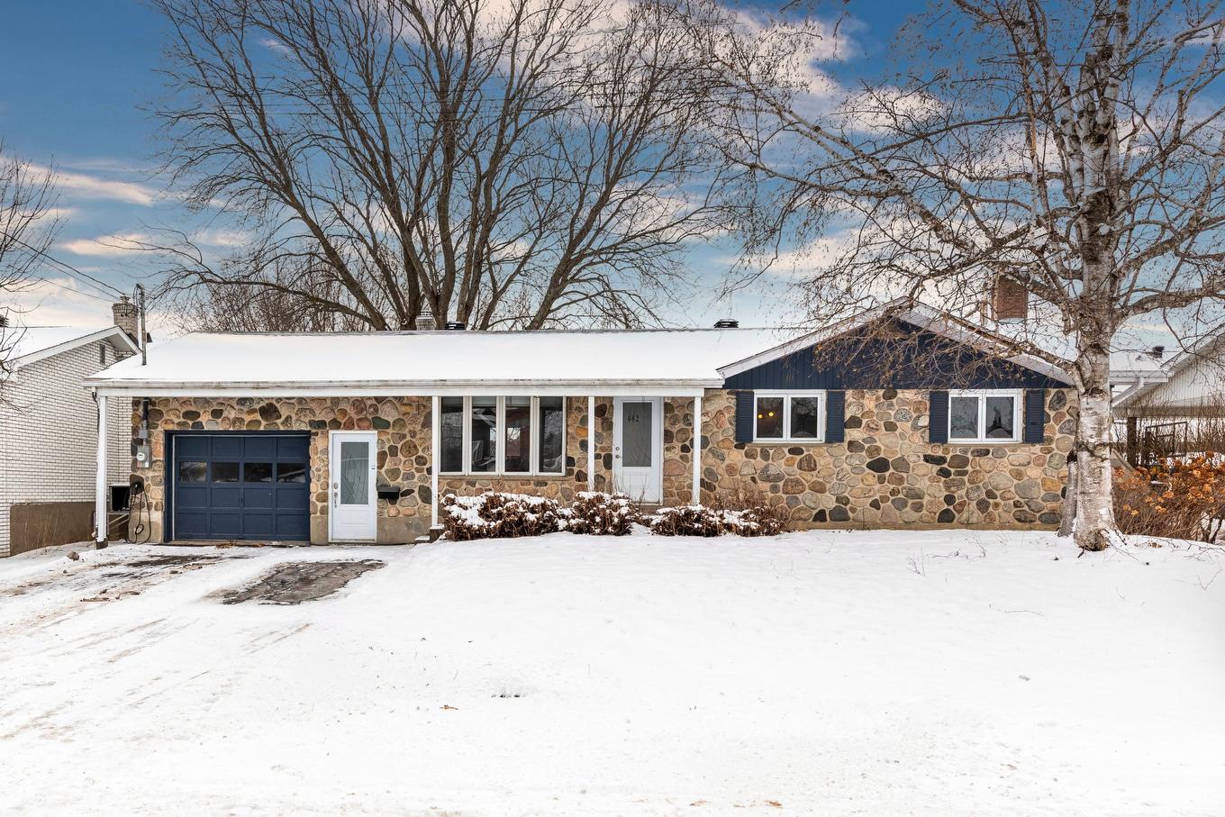 Façade - 862 Rue Du Domaine, Saint-Jean-Sur-Richelieu, QC - Outdoor With Facade