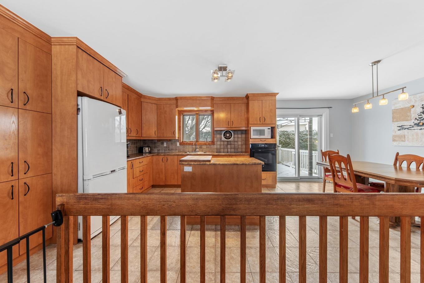 Cuisine - 862 Rue Du Domaine, Saint-Jean-Sur-Richelieu, QC - Indoor Photo Showing Kitchen