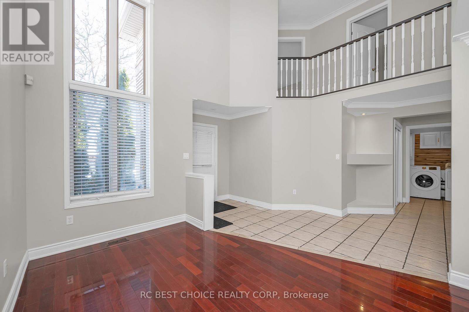 50 Pelham Drive, Hamilton, ON - Indoor Photo Showing Other Room