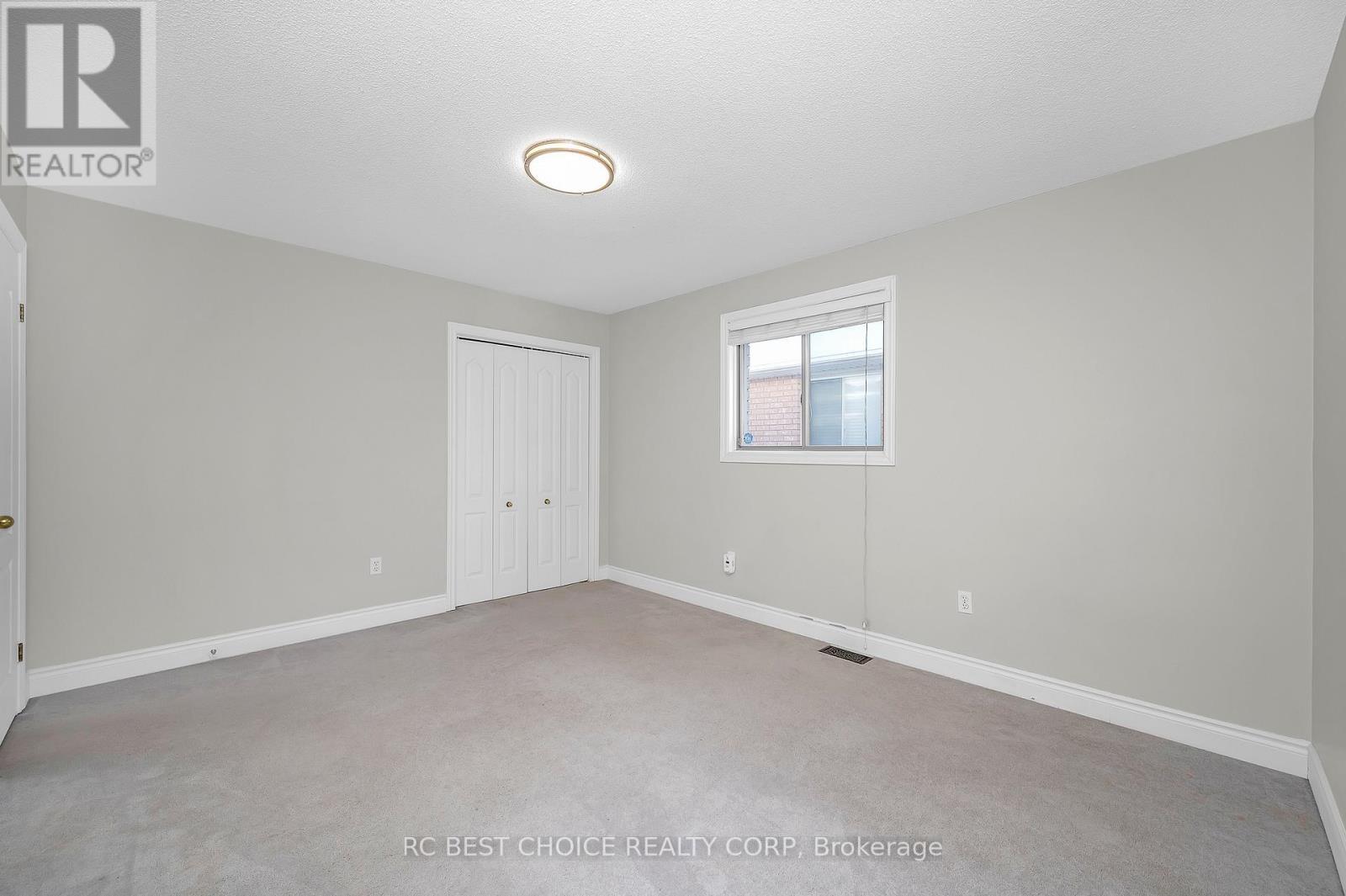 50 Pelham Drive, Hamilton, ON - Indoor Photo Showing Other Room