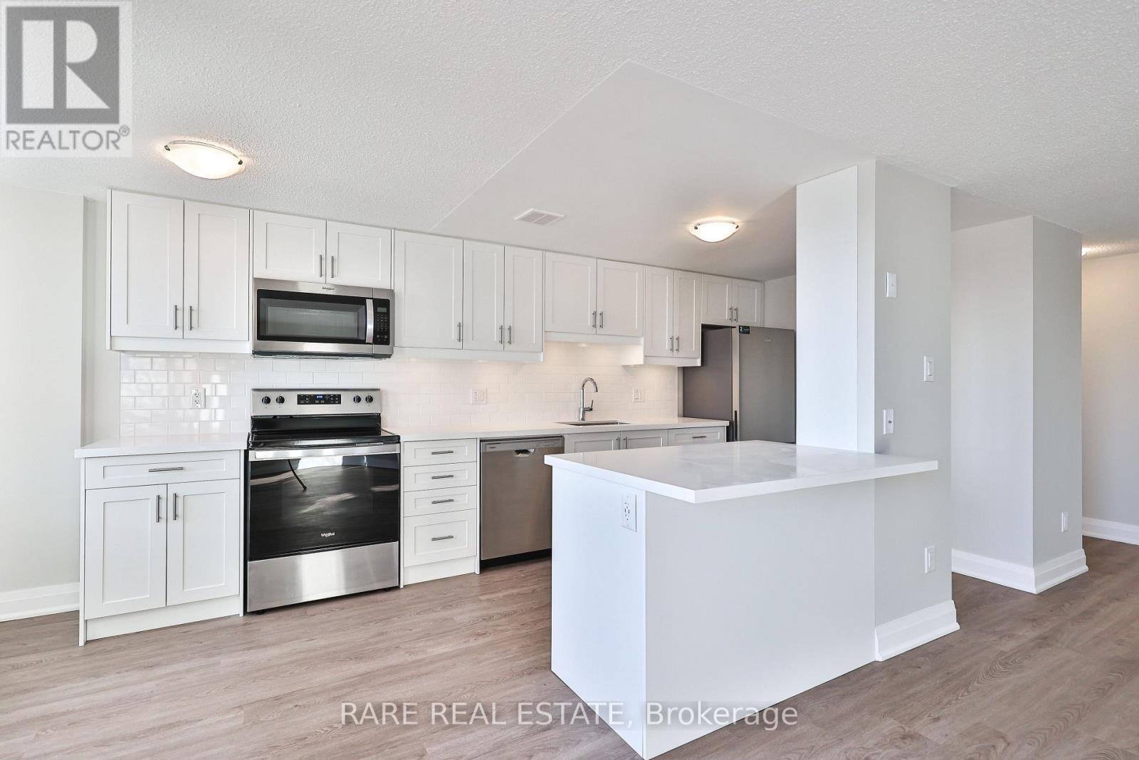 208 - 55 Woolley Street, Cambridge, ON - Indoor Photo Showing Kitchen With Upgraded Kitchen