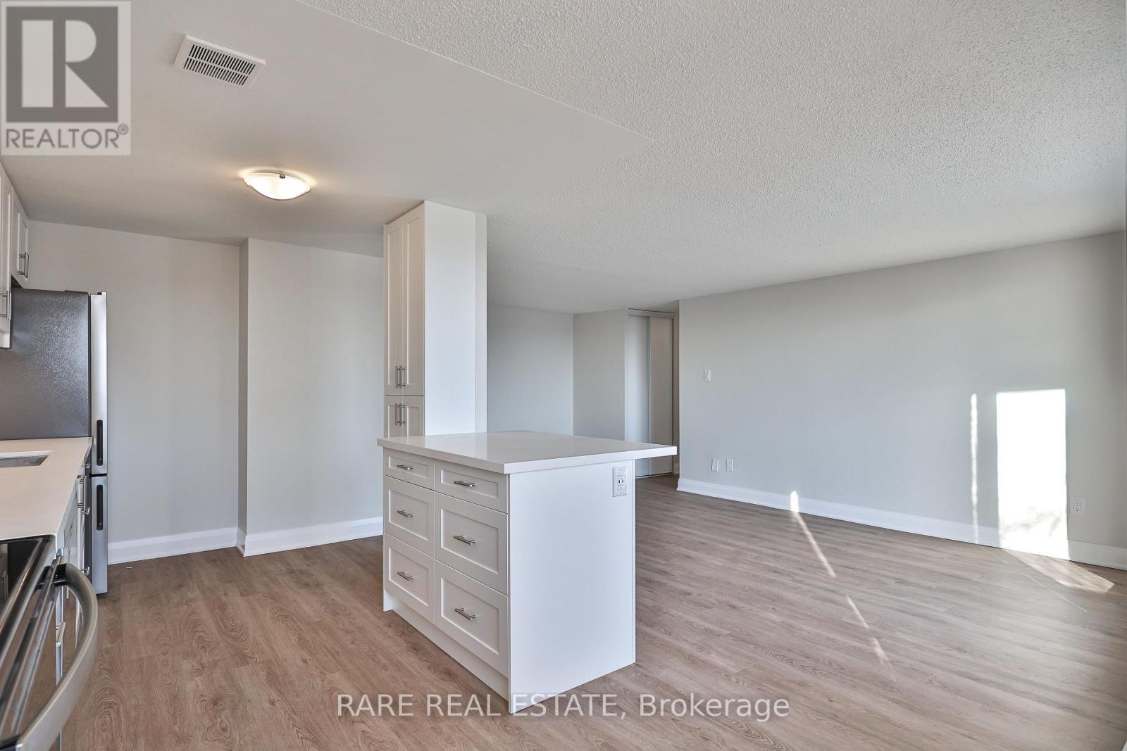 208 - 55 Woolley Street, Cambridge, ON - Indoor