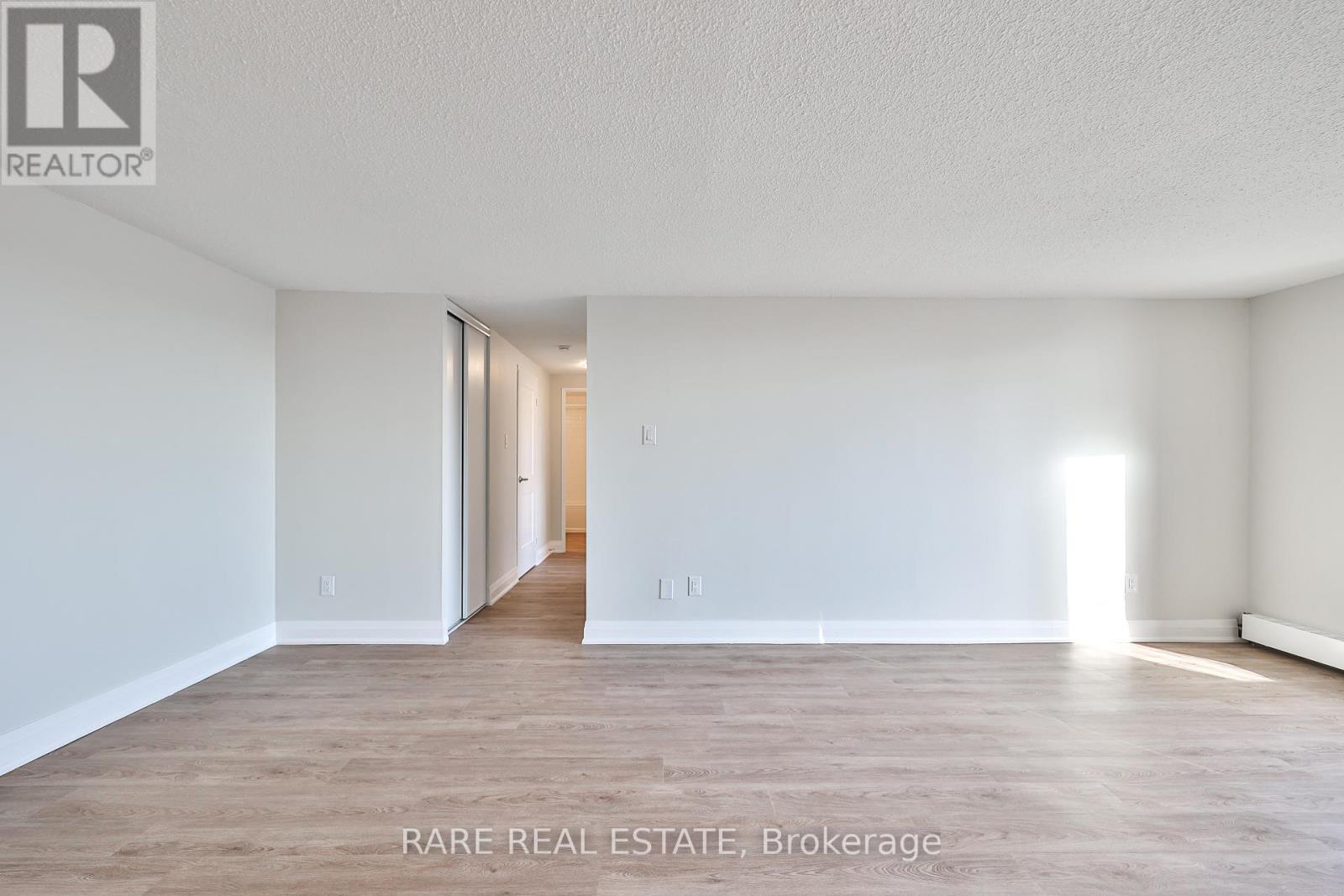 208 - 55 Woolley Street, Cambridge, ON - Indoor Photo Showing Other Room