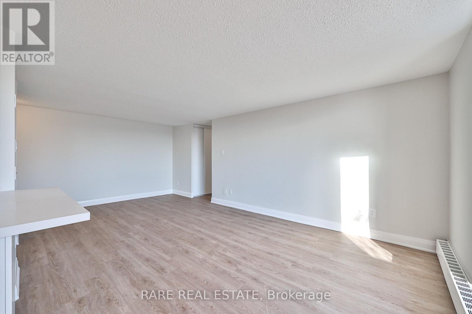 208 - 55 Woolley Street, Cambridge, ON - Indoor Photo Showing Other Room