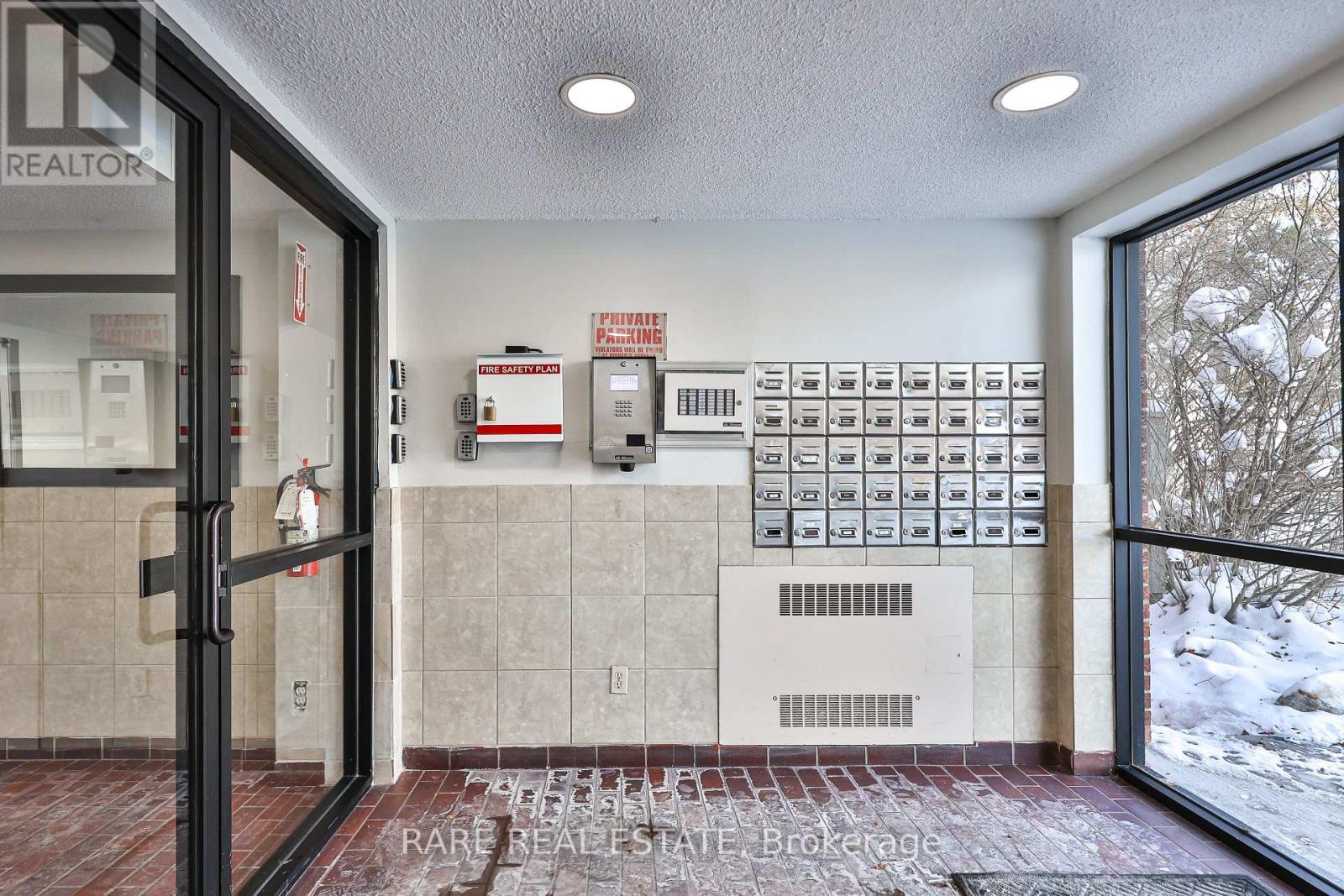 208 - 55 Woolley Street, Cambridge, ON - Indoor Photo Showing Other Room