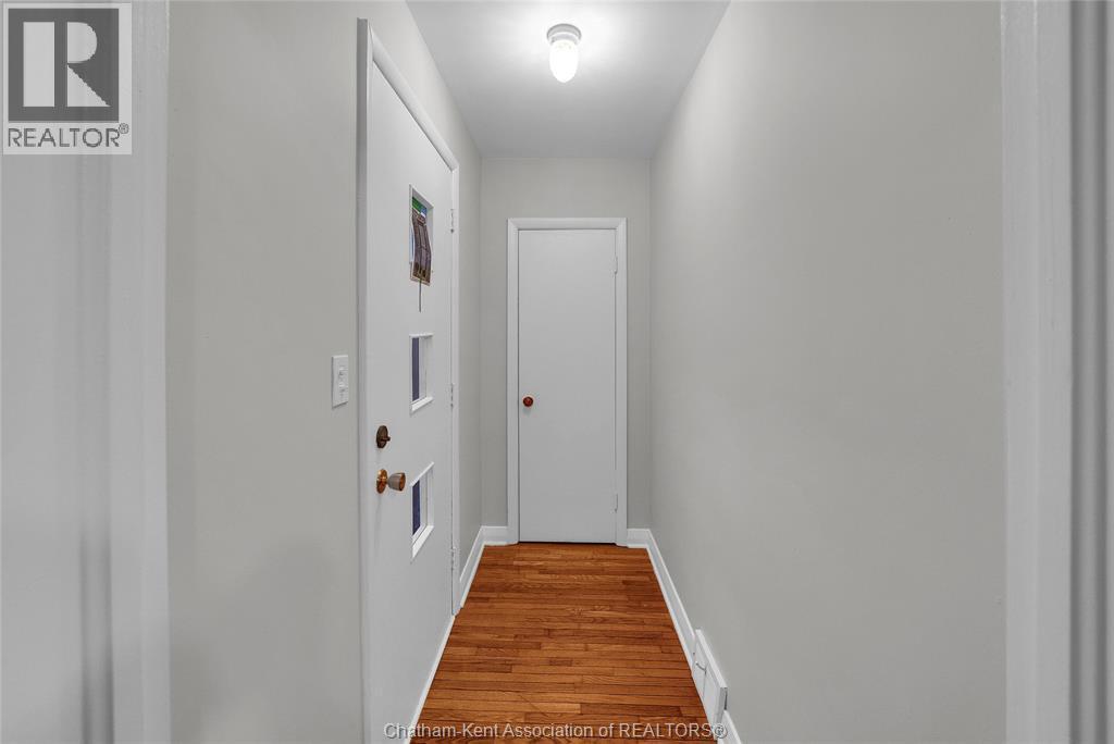 48 Simonton Drive, Chatham, ON