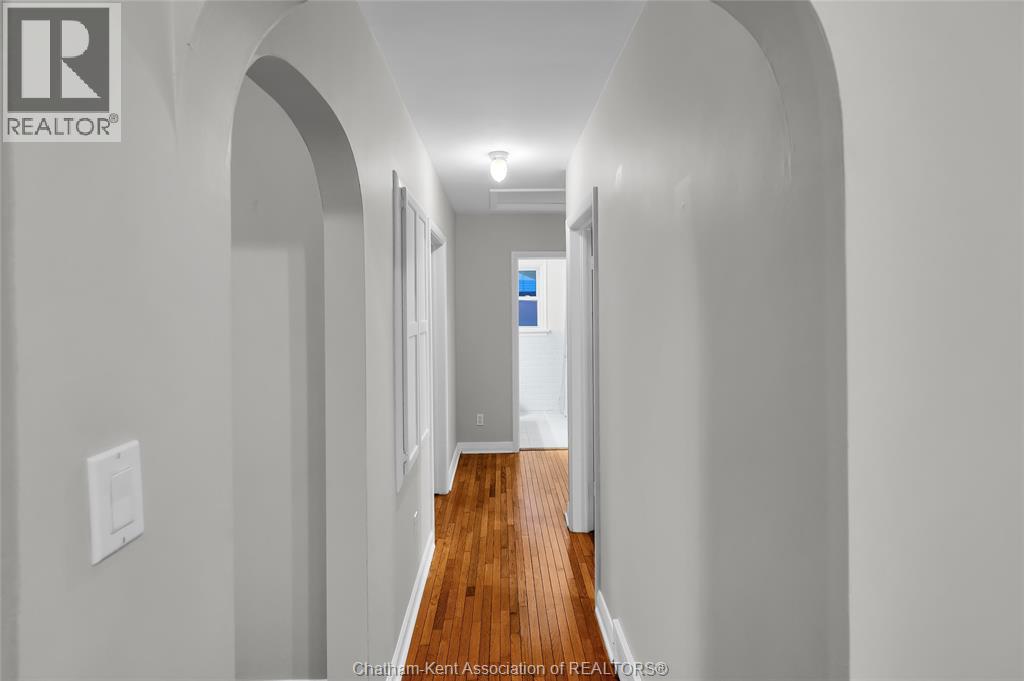 48 Simonton Drive, Chatham, ON