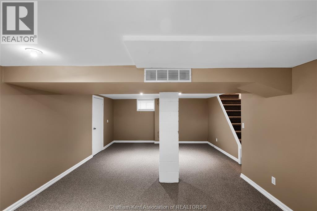 48 Simonton Drive, Chatham, ON