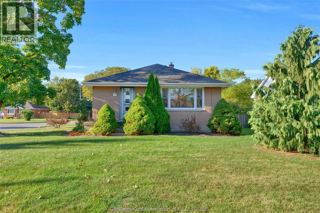 48 Simonton Drive, Chatham, ON