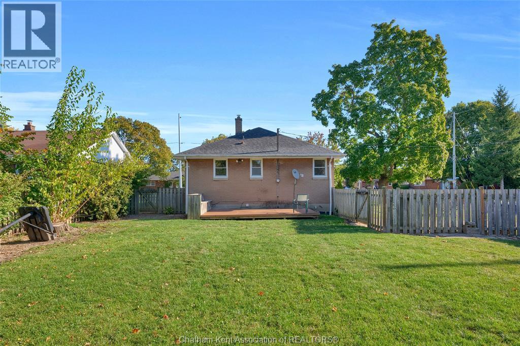 48 Simonton Drive, Chatham, ON