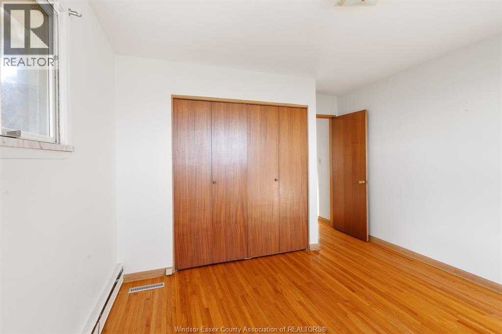 13918 Riverside Drive East, Tecumseh, ON - Indoor Photo Showing Other Room