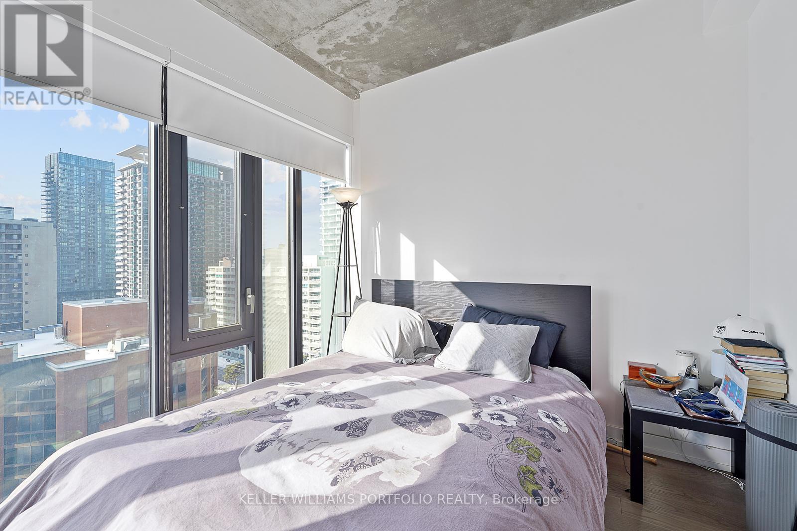 1512 - 161 Roehampton Avenue, Toronto, ON - Indoor Photo Showing Bedroom