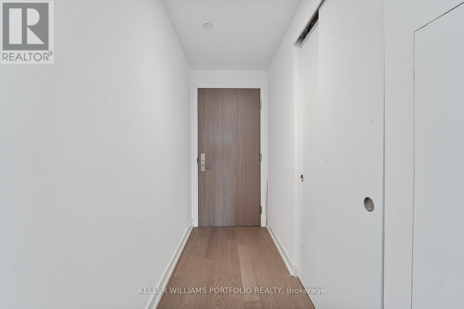 1512 - 161 Roehampton Avenue, Toronto, ON - Indoor Photo Showing Other Room