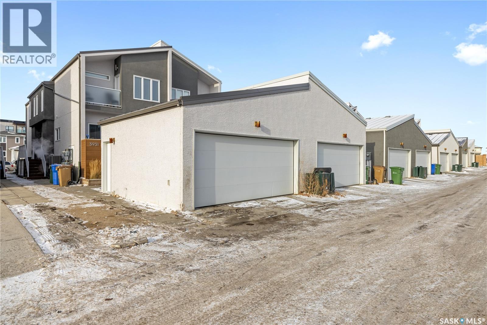 3931 James Hill Road, Regina, SK - Outdoor