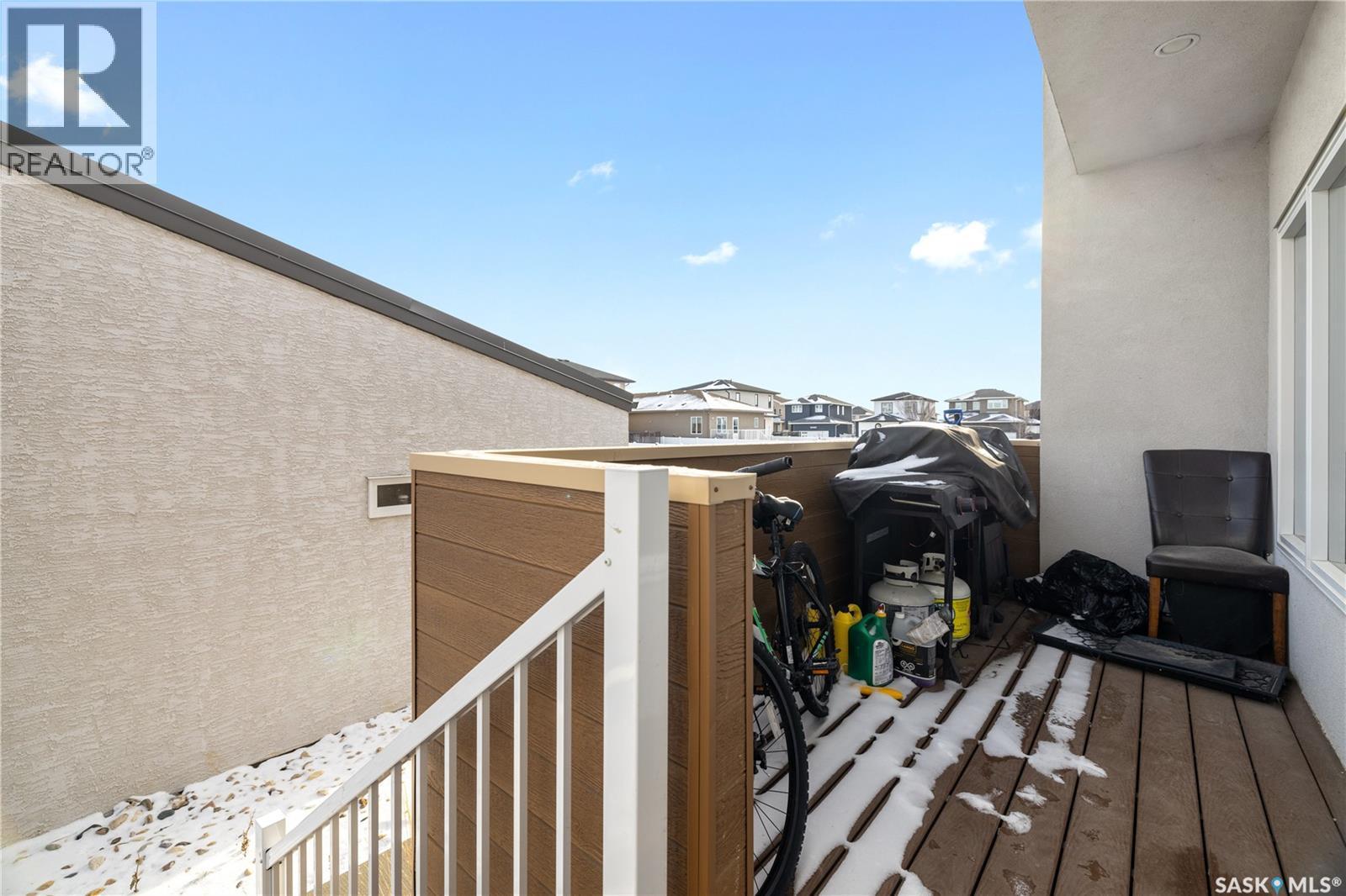 3931 James Hill Road, Regina, SK - Outdoor With Exterior