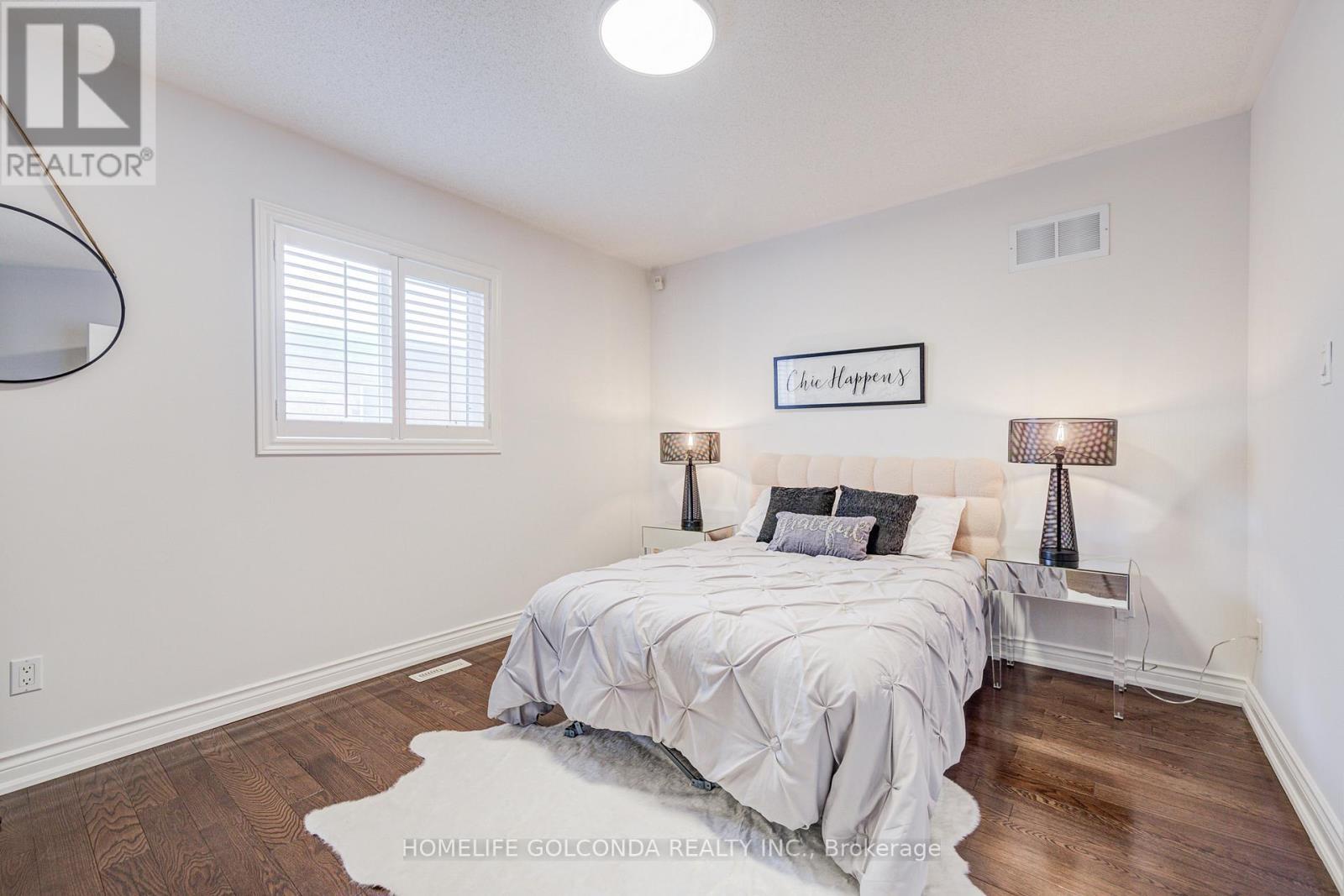 34 Odessa Crescent, Markham, ON - Indoor Photo Showing Bedroom