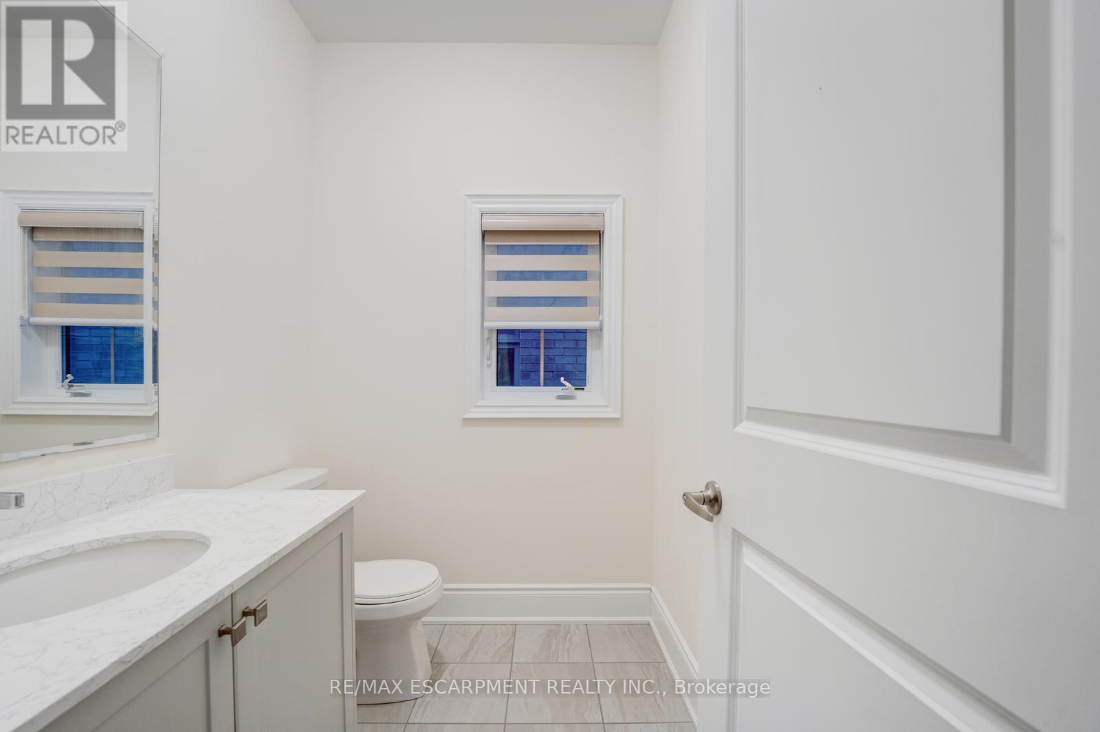 197 Thompson Drive, East Gwillimbury, ON - Indoor Photo Showing Bathroom