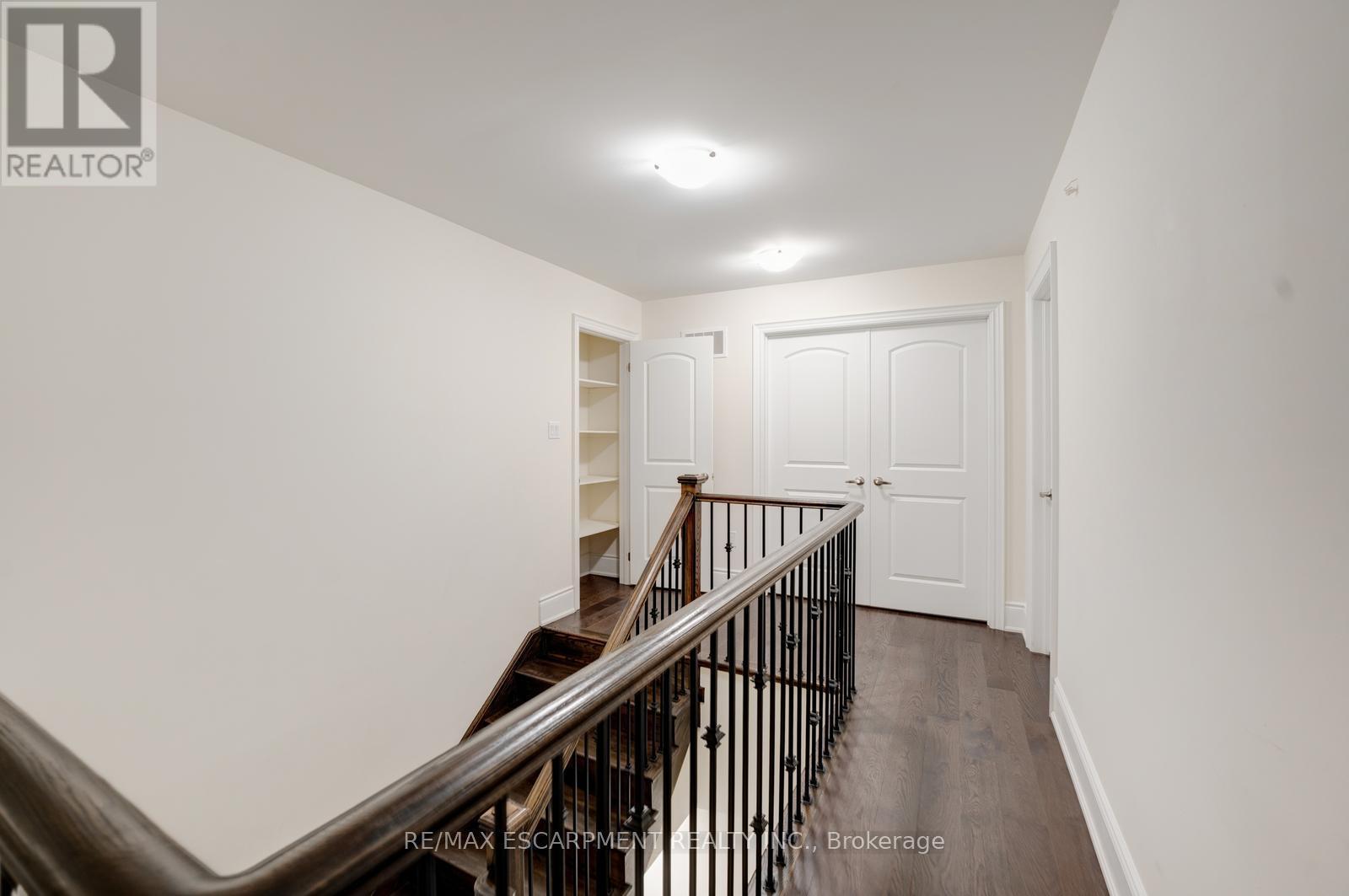 197 Thompson Drive, East Gwillimbury, ON - Indoor Photo Showing Other Room