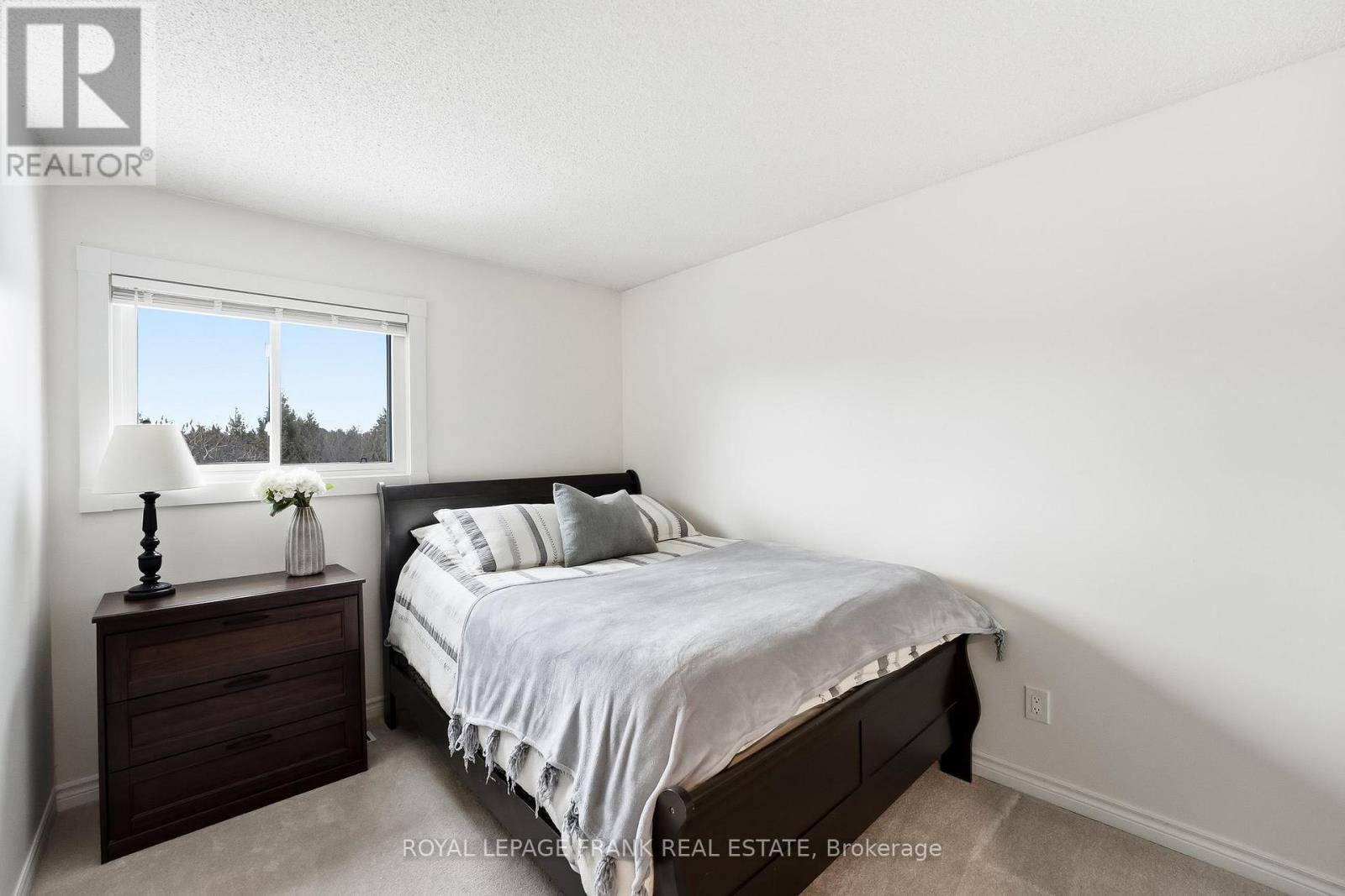 2nd Bedroom - 815 Attersley Drive, Oshawa (Pinecrest), ON - Indoor Photo Showing Bedroom