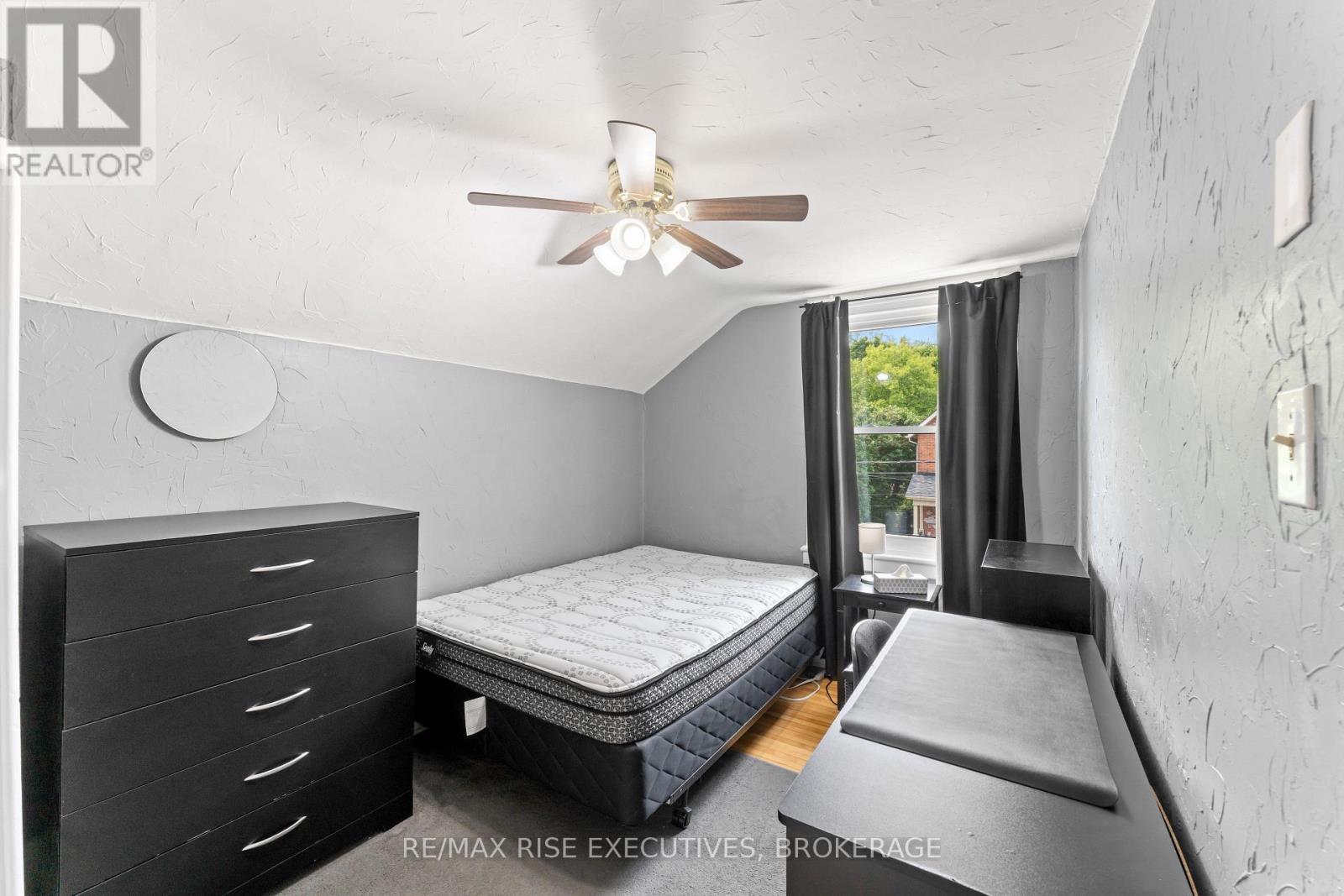 135 Nelson Street, Kingston (Central City East), ON - Indoor