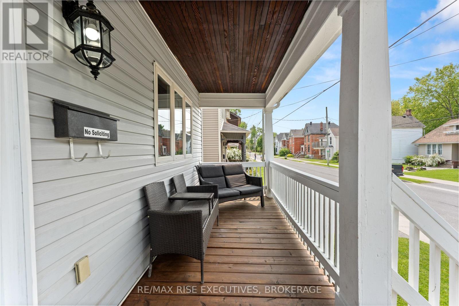 135 Nelson Street, Kingston (Central City East), ON - Outdoor With Exterior