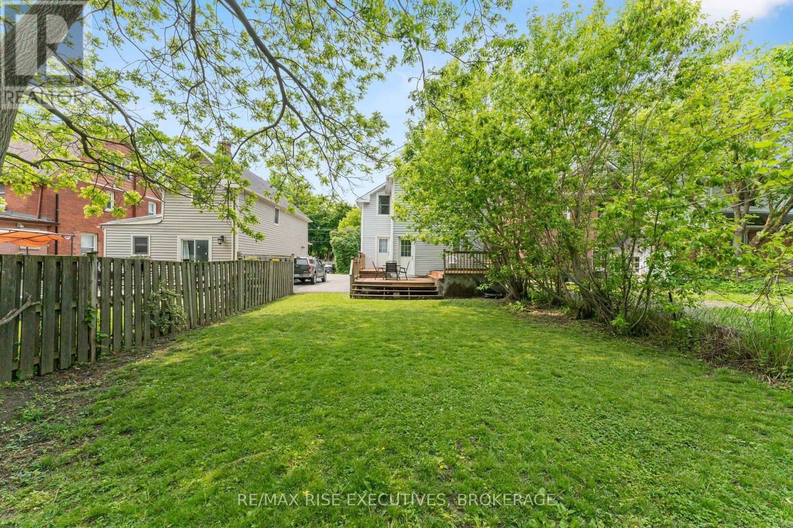 135 Nelson Street, Kingston (Central City East), ON - Outdoor