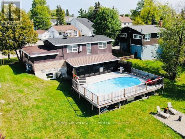 17 A Park Crescent, Kapuskasing, ON - Outdoor