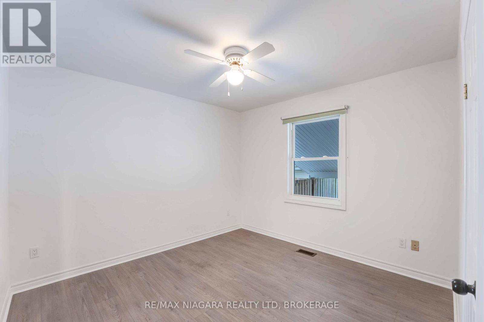 5 St Peter Street, St. Catharines (Burleigh Hill), ON - Indoor Photo Showing Other Room