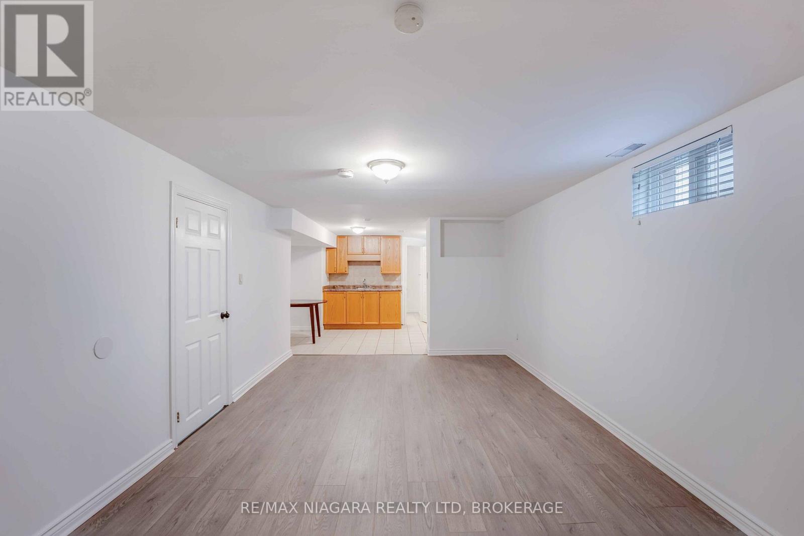 5 St Peter Street, St. Catharines (Burleigh Hill), ON - Indoor Photo Showing Other Room