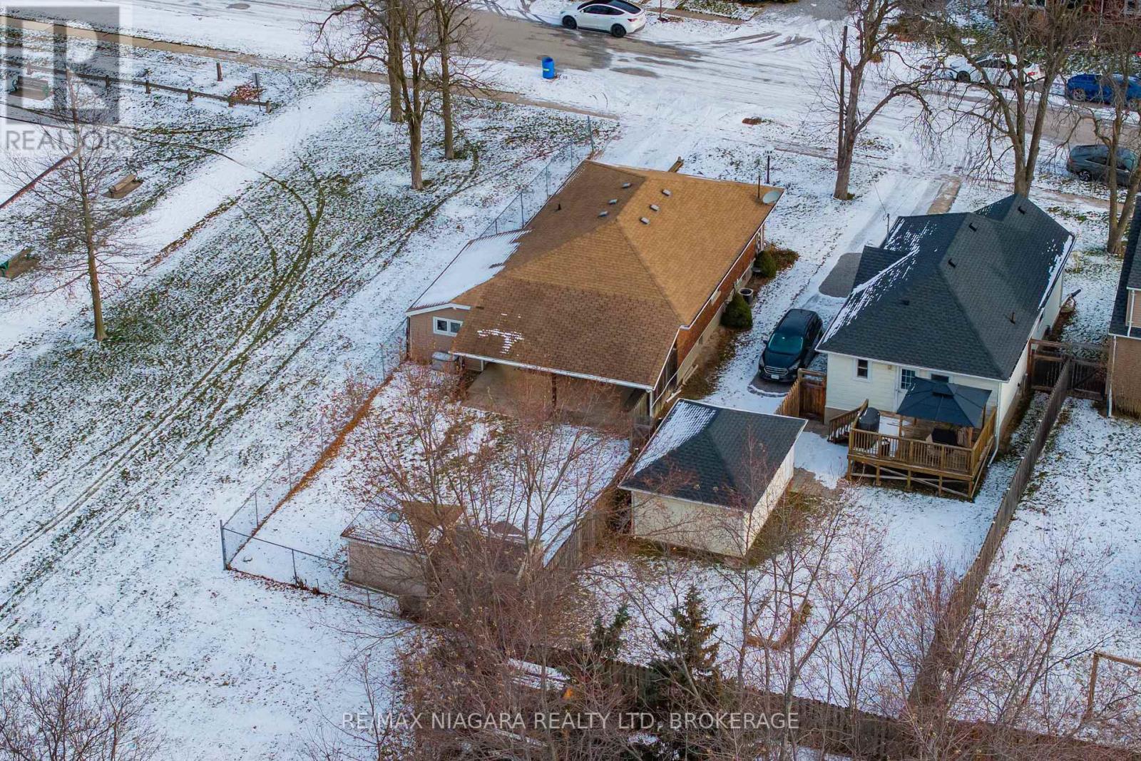 5 St Peter Street, St. Catharines (Burleigh Hill), ON - Outdoor