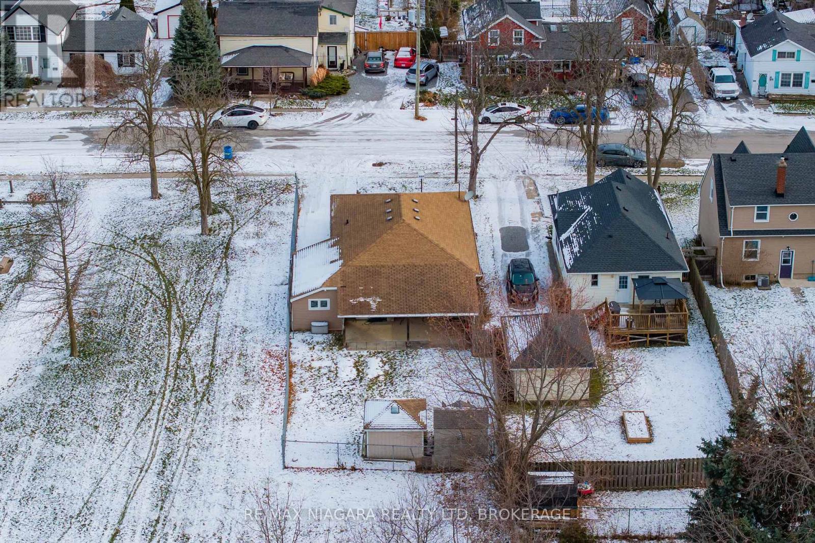 5 St Peter Street, St. Catharines (Burleigh Hill), ON - Outdoor