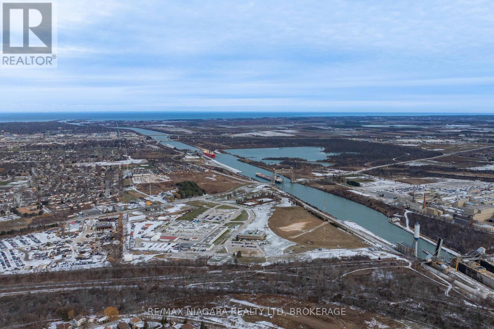5 St Peter Street, St. Catharines (Burleigh Hill), ON - Outdoor With View