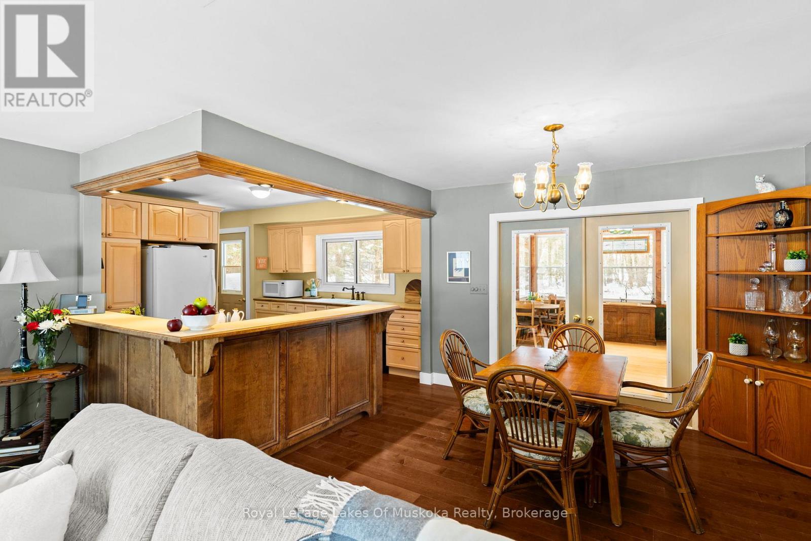 5 Brobst Forest Crescent, Bracebridge (Monck (Bracebridge)), ON - Indoor